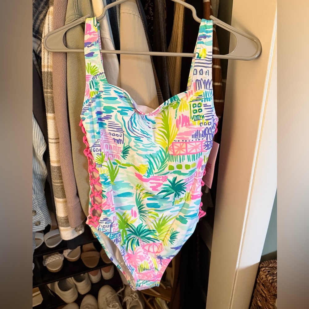 NWT Lilly Pulitzer Morri one piece swimsuit